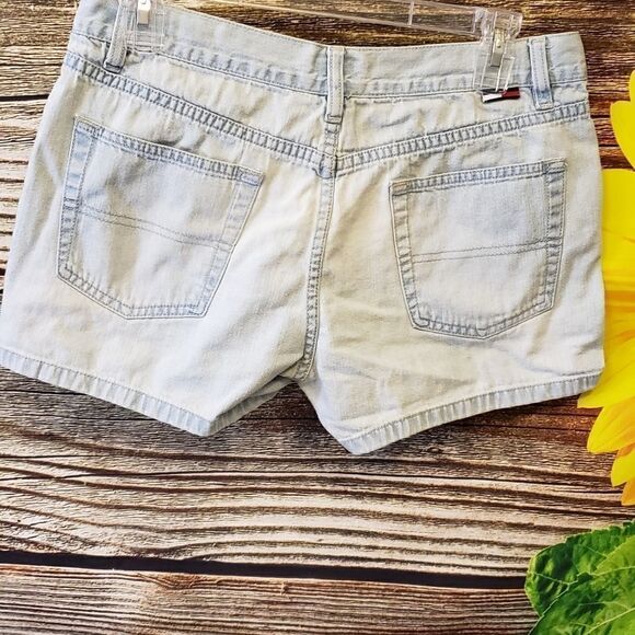 Tommy hilfiger light jean short Shorts Size 9 - Picture 5 of 6